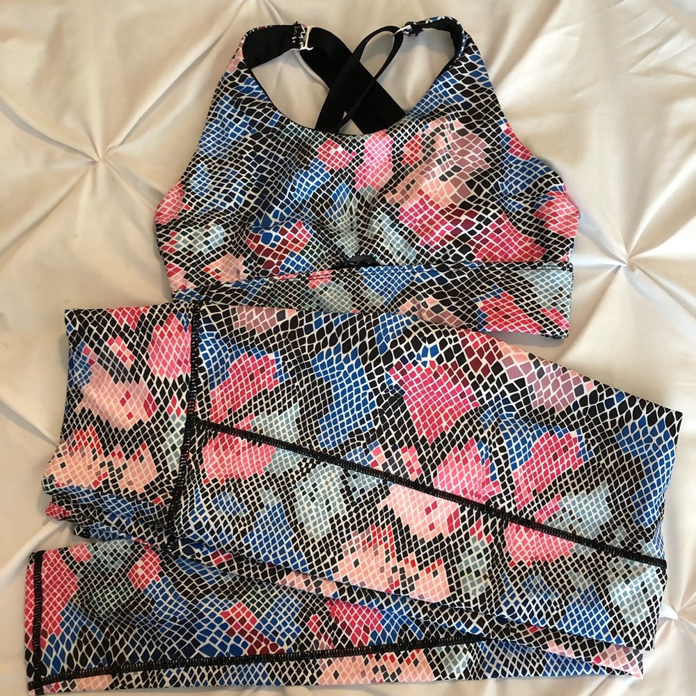 Matching workout set. Sz med